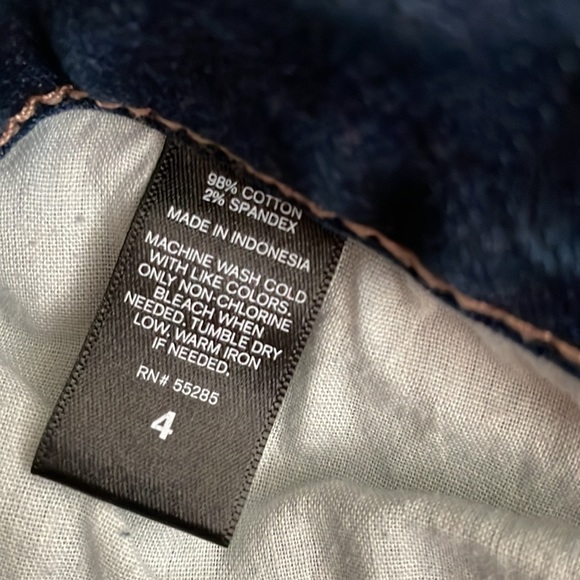 Womens Jean shorts - Picture 3 of 3